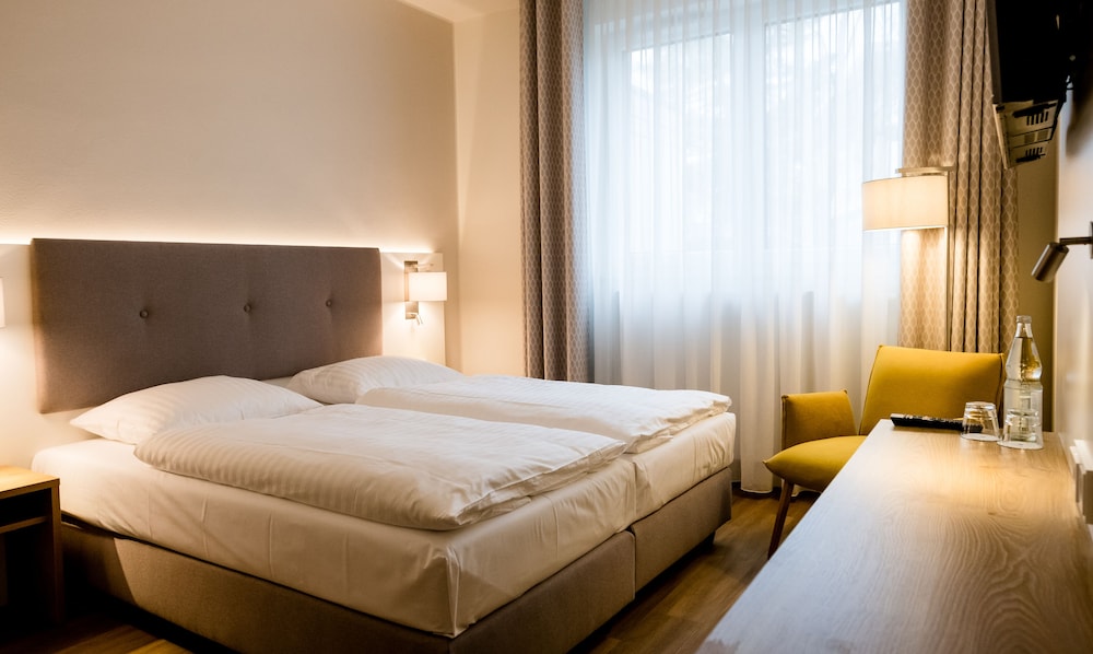 Standard Double Room Single Use, 1 Double Bed, Non Smoking