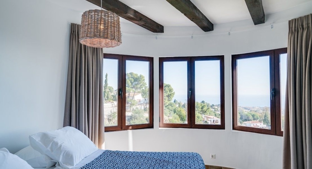 Deluxe Apartment 1, 2 Bedrooms, Ocean View, Sea Facing photo 2