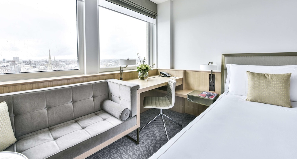 Deluxe Room, 1 Bedroom photo 2