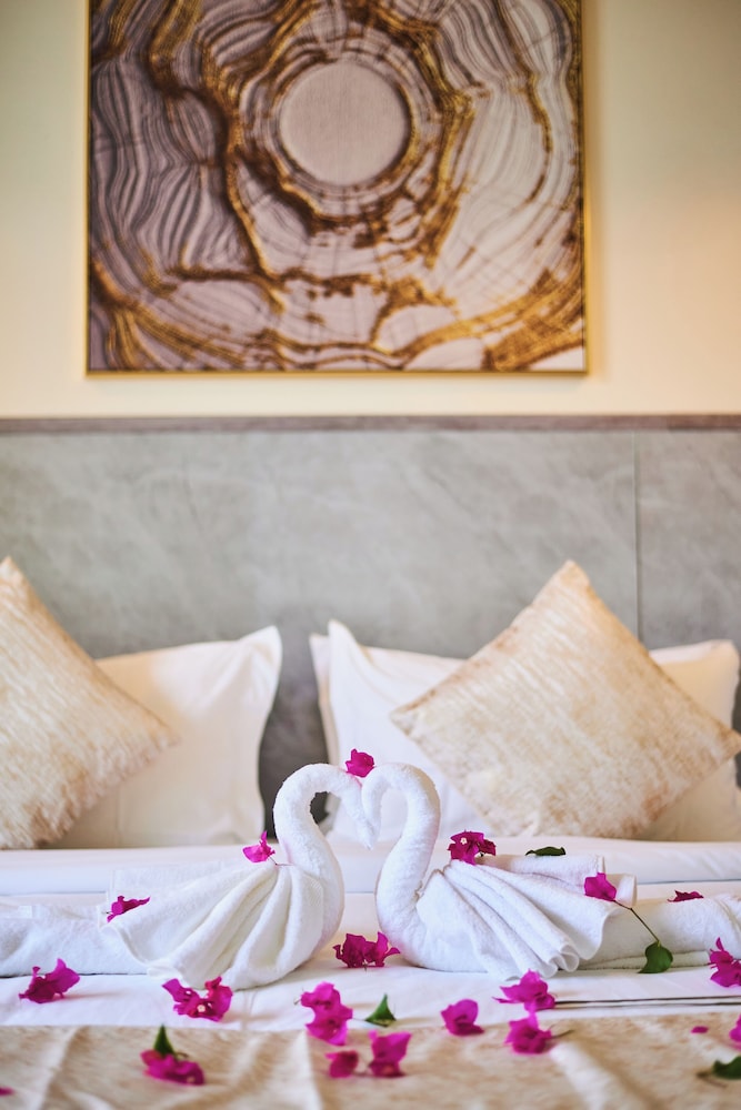 Deluxe Double or Twin Room, Balcony, City View