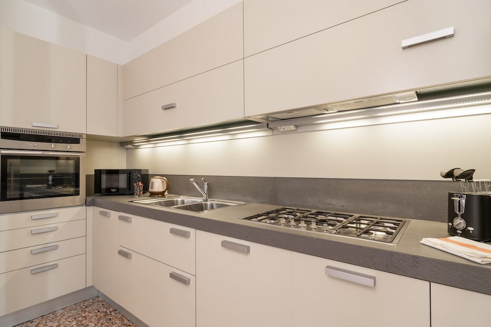 Deluxe Apartment, 2 Bedrooms (Check-in online) photo 3