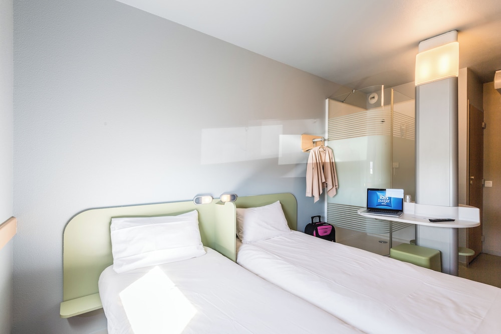 Room, 2 Twin Beds photo 2