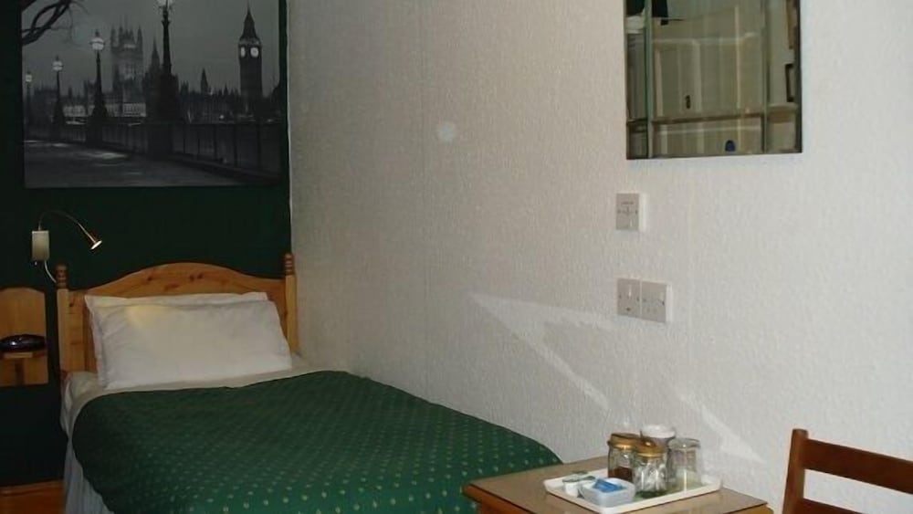 Double or Twin Room photo 2