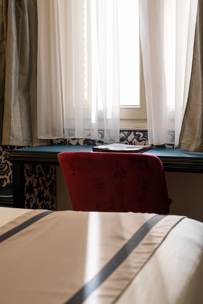 Economy Room - Photo 2