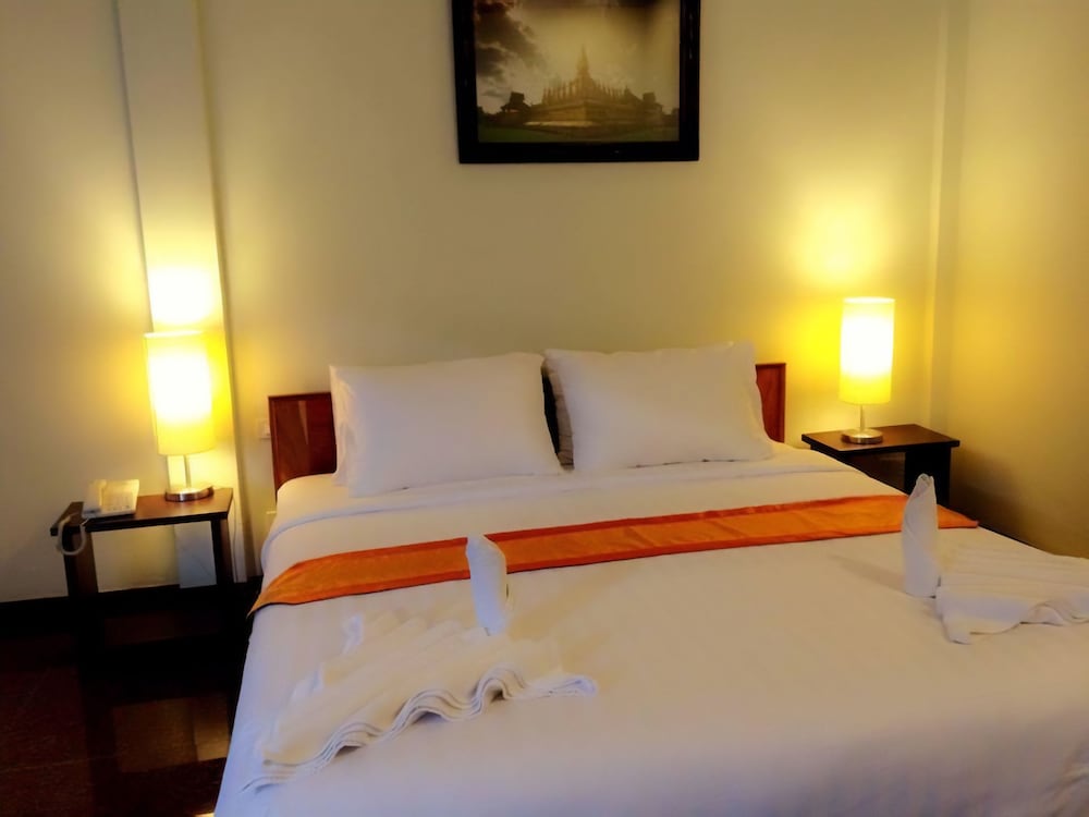 Deluxe Double Room, 1 Double Bed, Balcony, Garden View