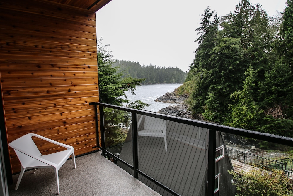 Premium Studio, 2 Double Beds, Ocean View photo 3