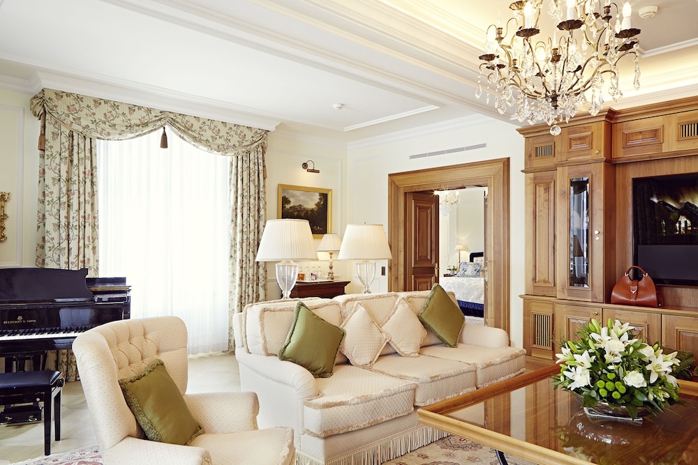 Suite (Hans Badrutts) photo 2