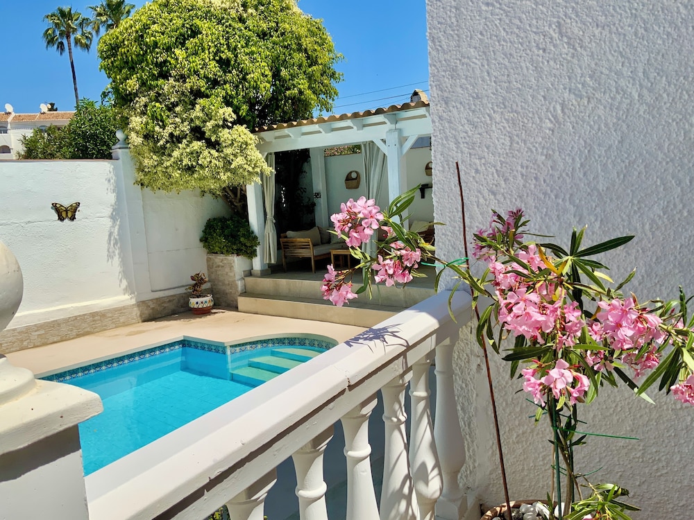 Villa mit Pool, zu Fuß zum Strand, Restaurants, Geschäfte, Foto 19
