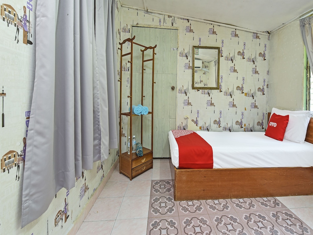 Deluxe Twin Room photo 2