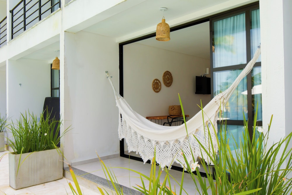Deluxe Double Room, Pool View photo 2
