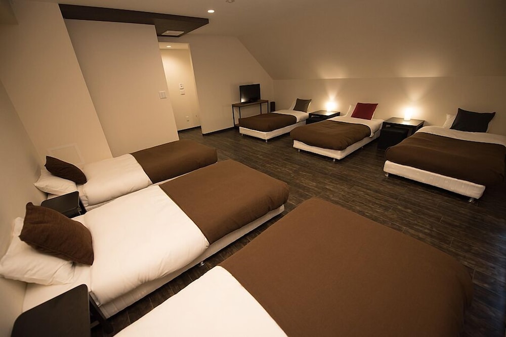 Delux Family Room w/Bathroom