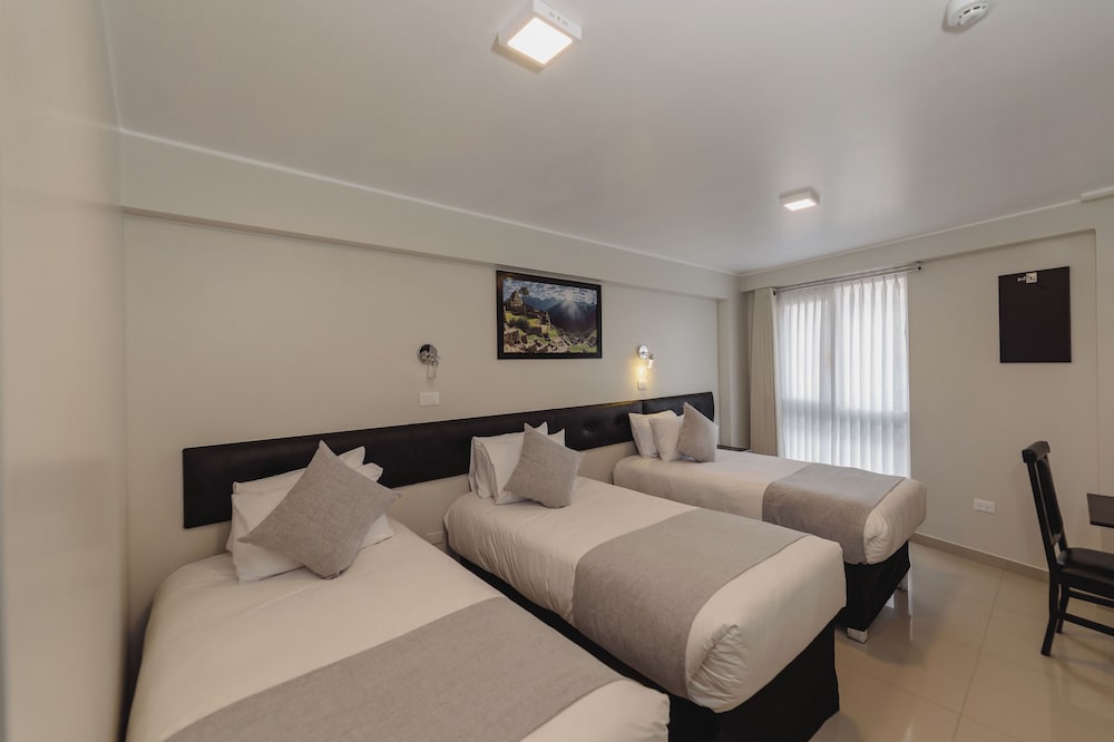 Classic Triple Room, City View