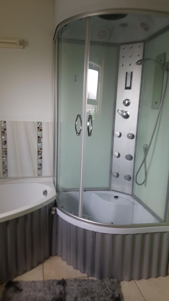 Shared Dormitory, 4 Bedrooms, Smoking, Terrace photo 1