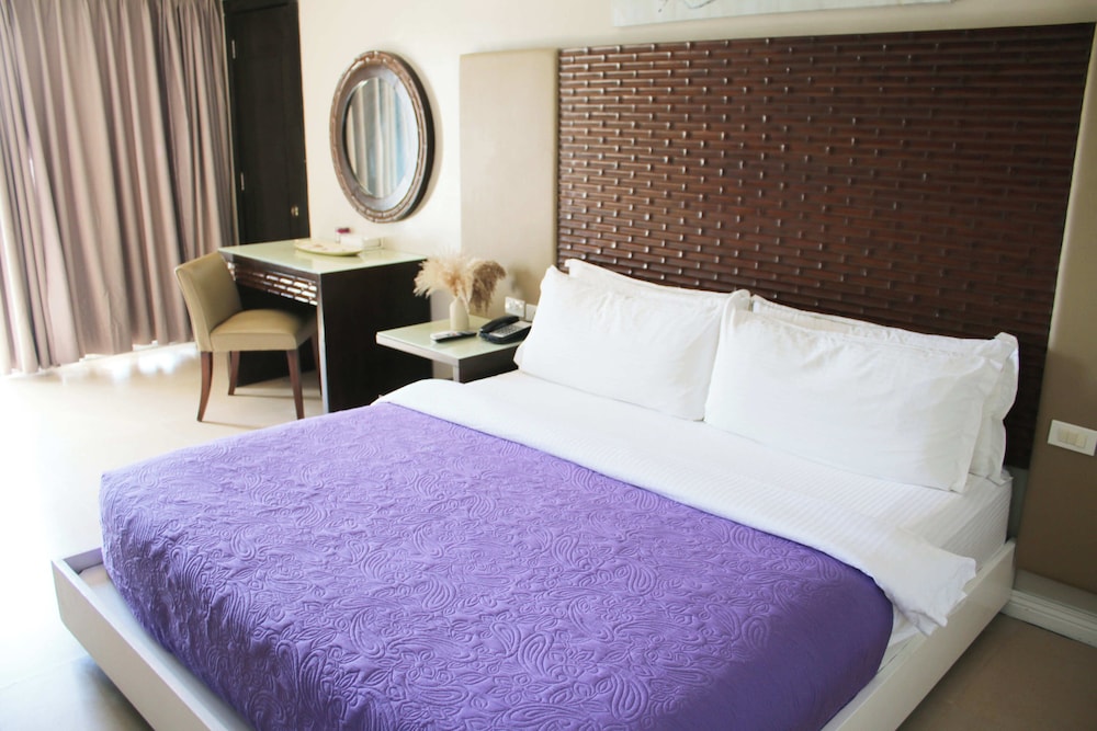 Deluxe Seaview King