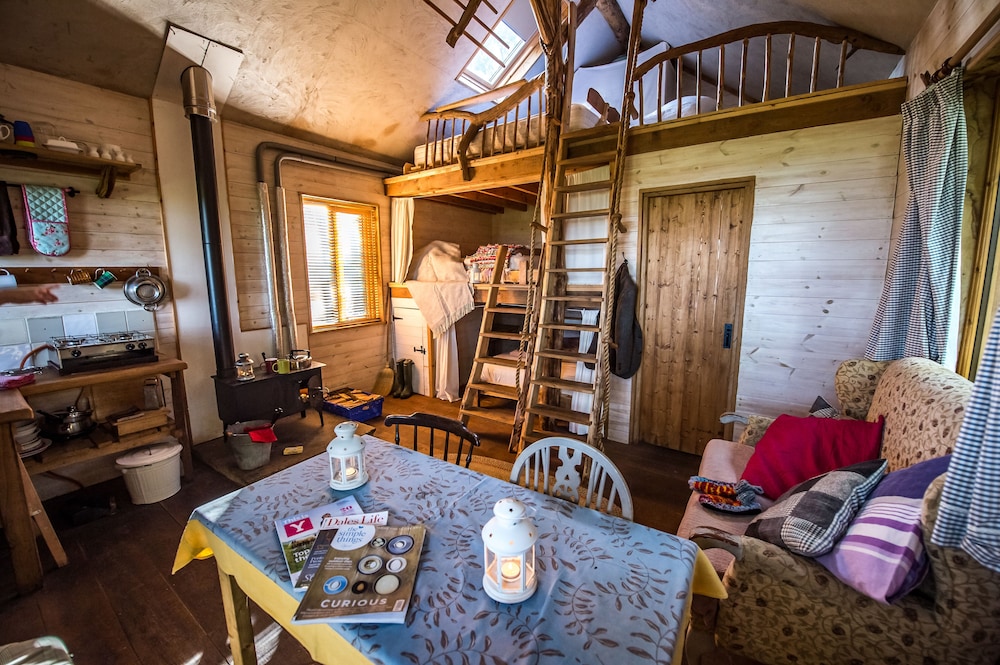 Tree House, Valley View photo 3