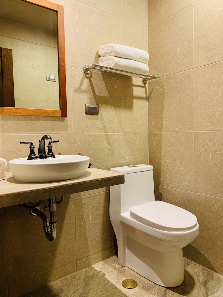 Basic Single Room photo 3