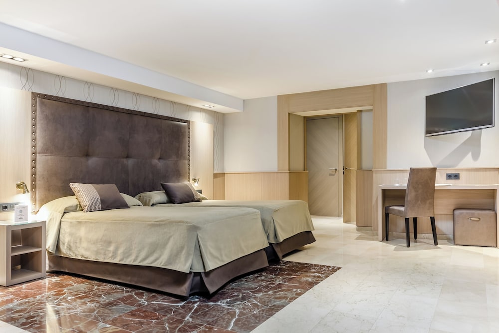 Quadruple Room photo 1