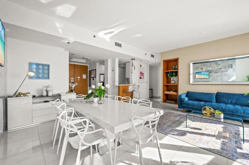Apartment, 3 Bedrooms, Balcony photo 2