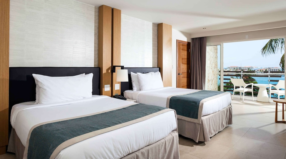 Suite, 2 Double Beds (Junior Suite Double)