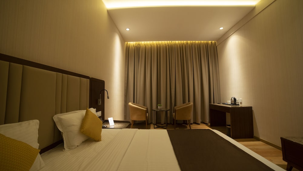 Deluxe Room - Photo 4