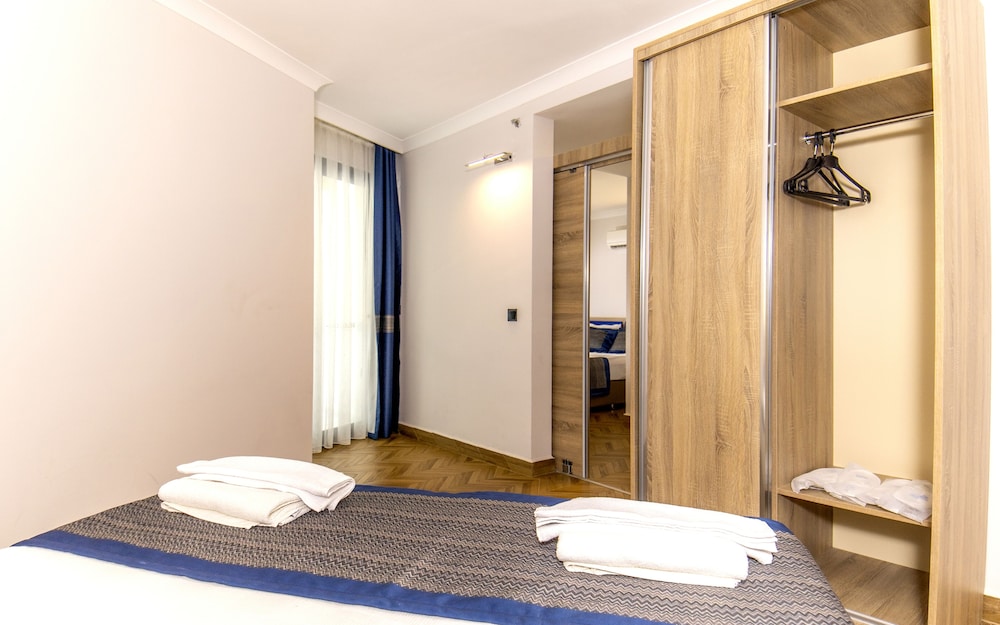 Family Quadruple Room, 2 Bedrooms photo 2