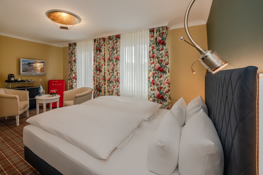 Double Room (South Side)