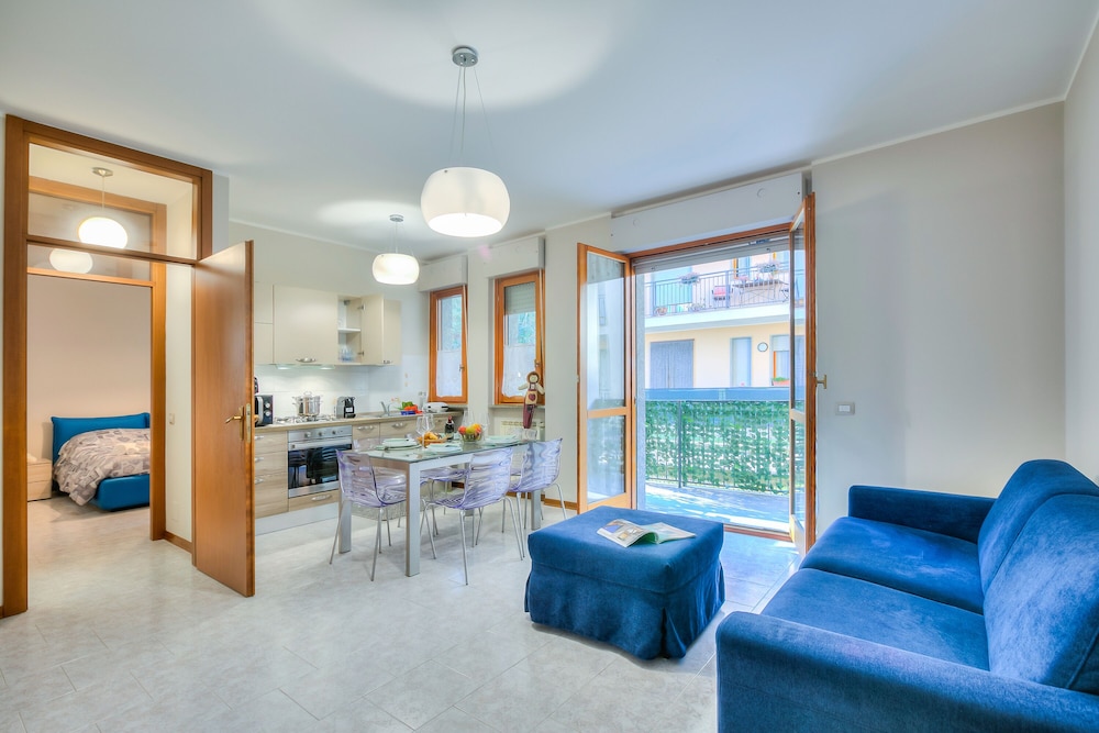 Family Apartment, 1 Bedroom (Talisma Apartment Few Minutes From) photo 1