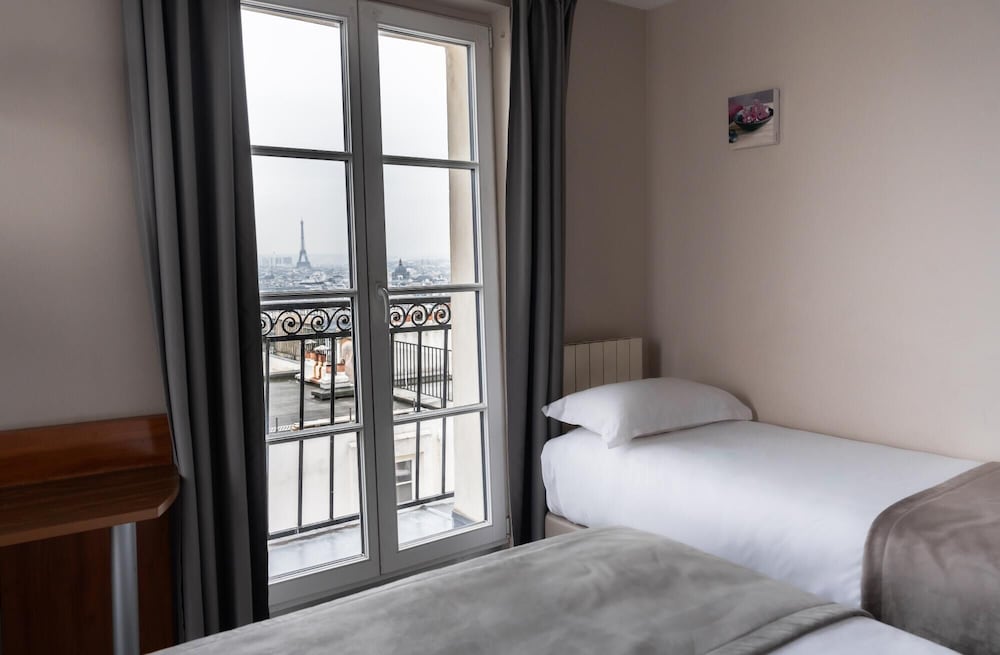 Triple Superior Room with Balcony & Double view photo 1