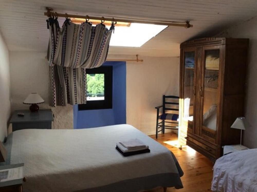 Family Room (Private External Bathroom) photo 2