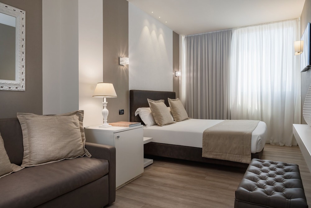 Standard Room, Ground Floor - Photo 2