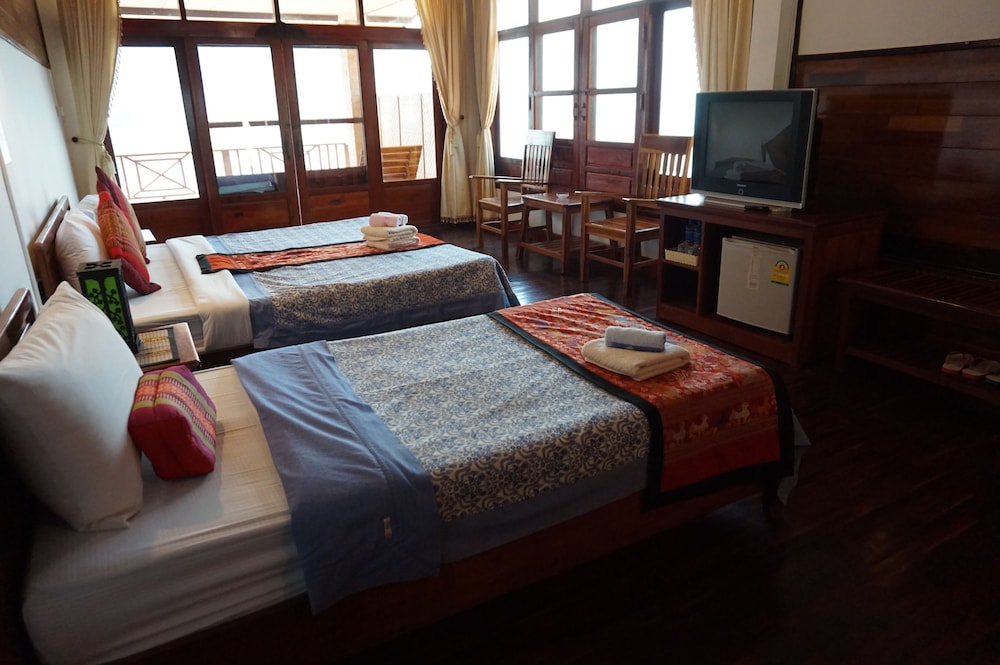 Deluxe Double - Panorama Mekong Riverview