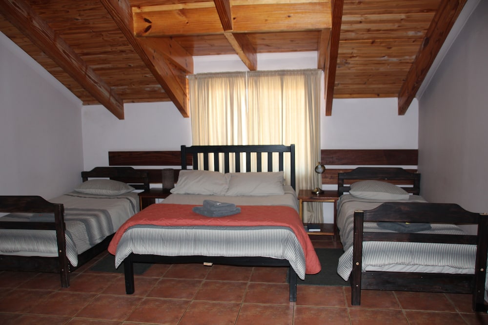 Semi Self-catering suite photo 2