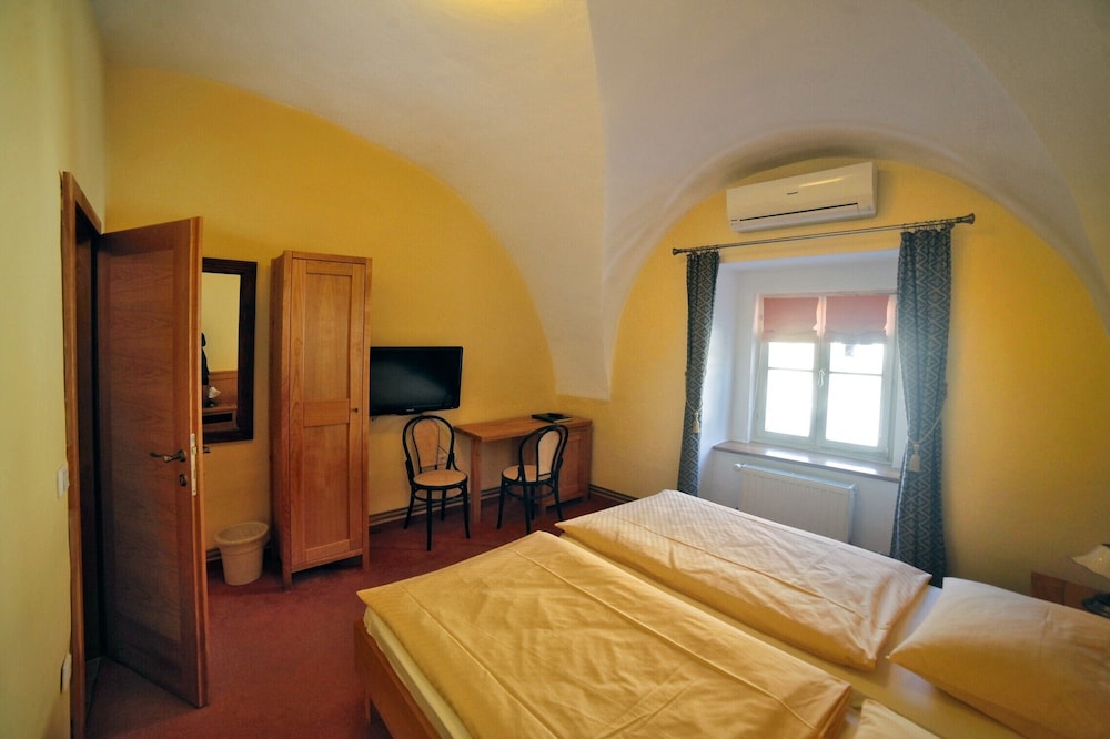 Standard Twin Room photo 3