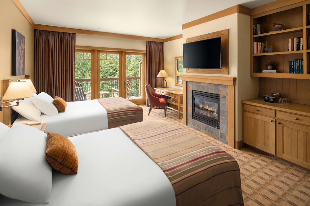 Room, 2 Double Beds, Golf View (INN) - Photo 1