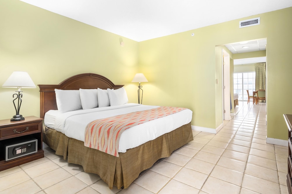 Suite, City View photo 2