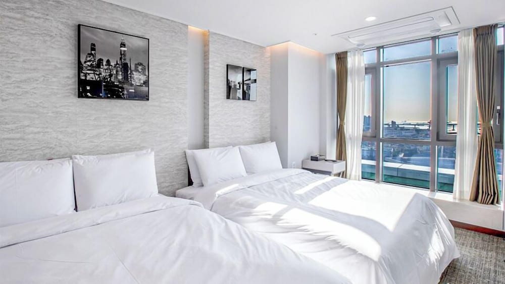 [Foreigner Only, Sevenluck Casino Pkg] Family Suite