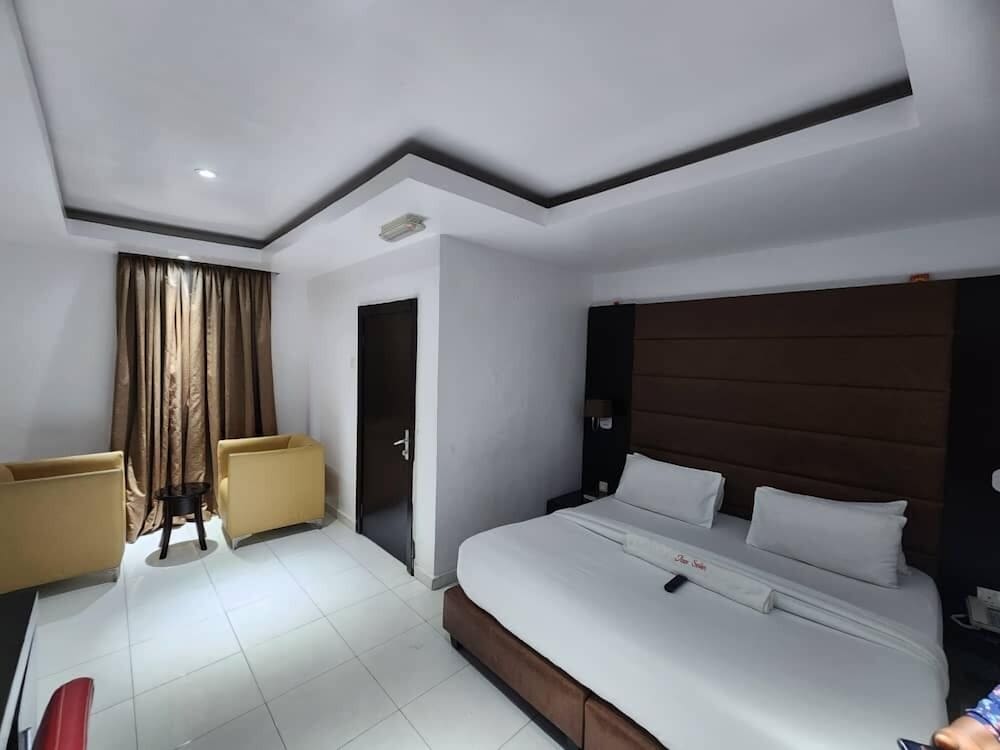 Luxury Room