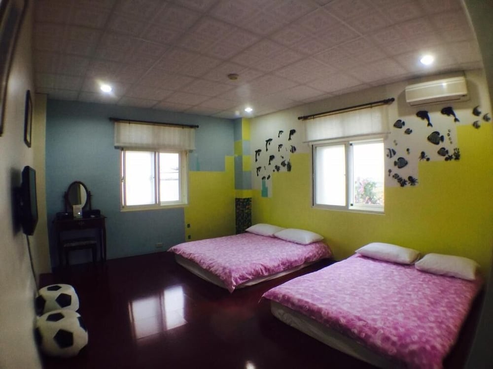 Elite Twin Room, 2 Double Beds photo 1
