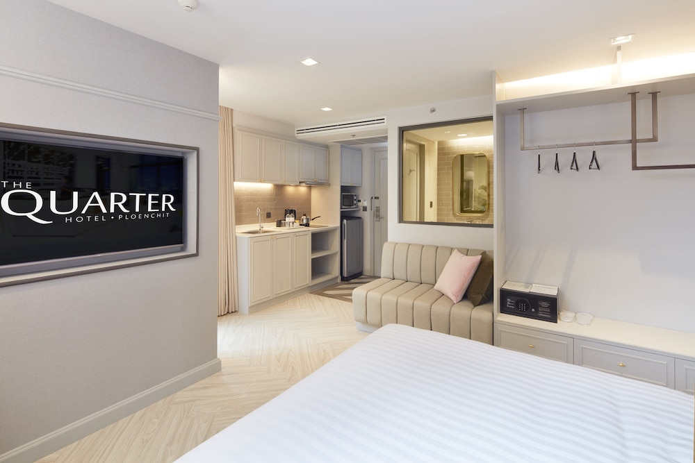 Deluxe Studio Suite, Kitchenette, Corner photo 2