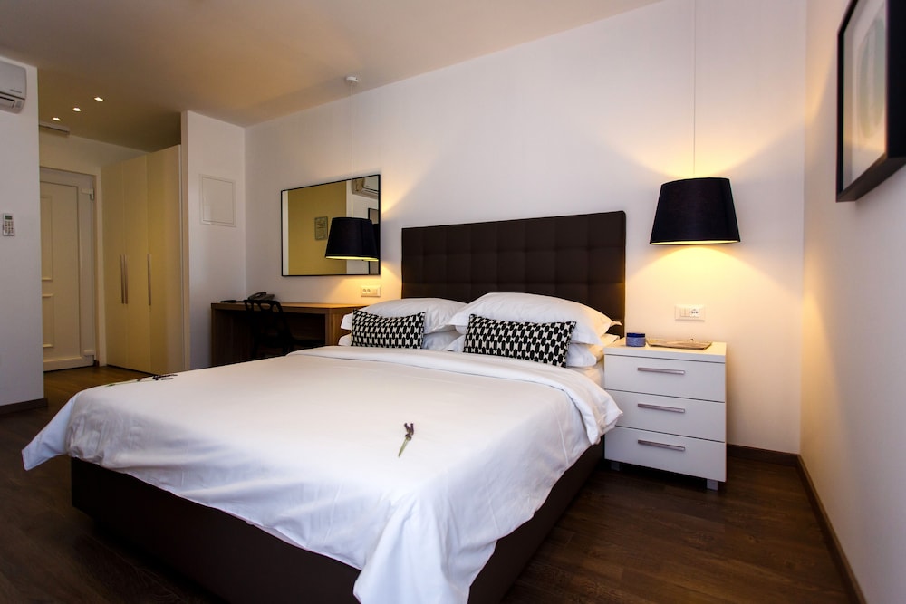 Premium Apartment photo 2