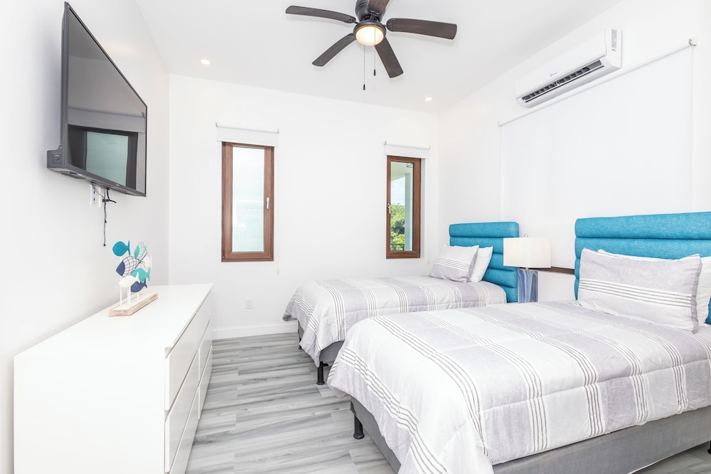 Family Condo (Suite) - Photo 2