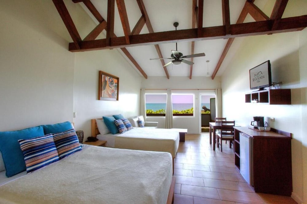Double Room with Sea View photo 3