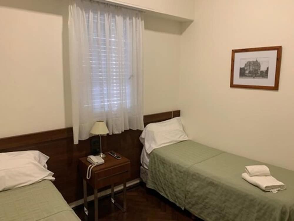 Classic Twin Room, 2 Twin Beds photo 1