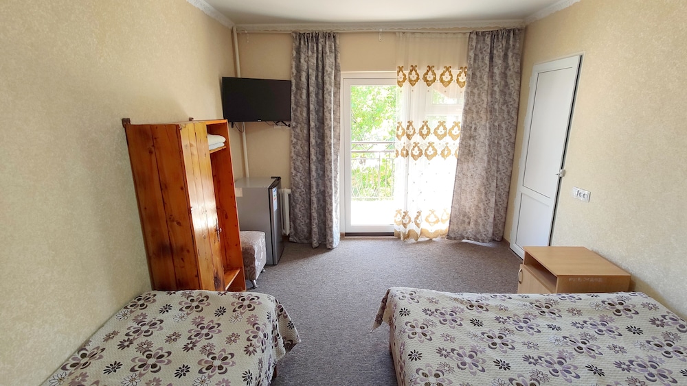 Family Triple Room photo 3