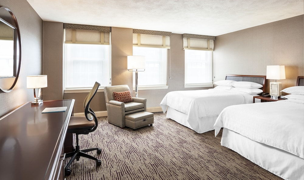 Room, 2 Double Beds - Photo 1