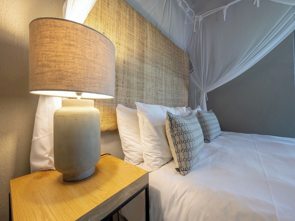 Ekhaya Suite 4 photo 3