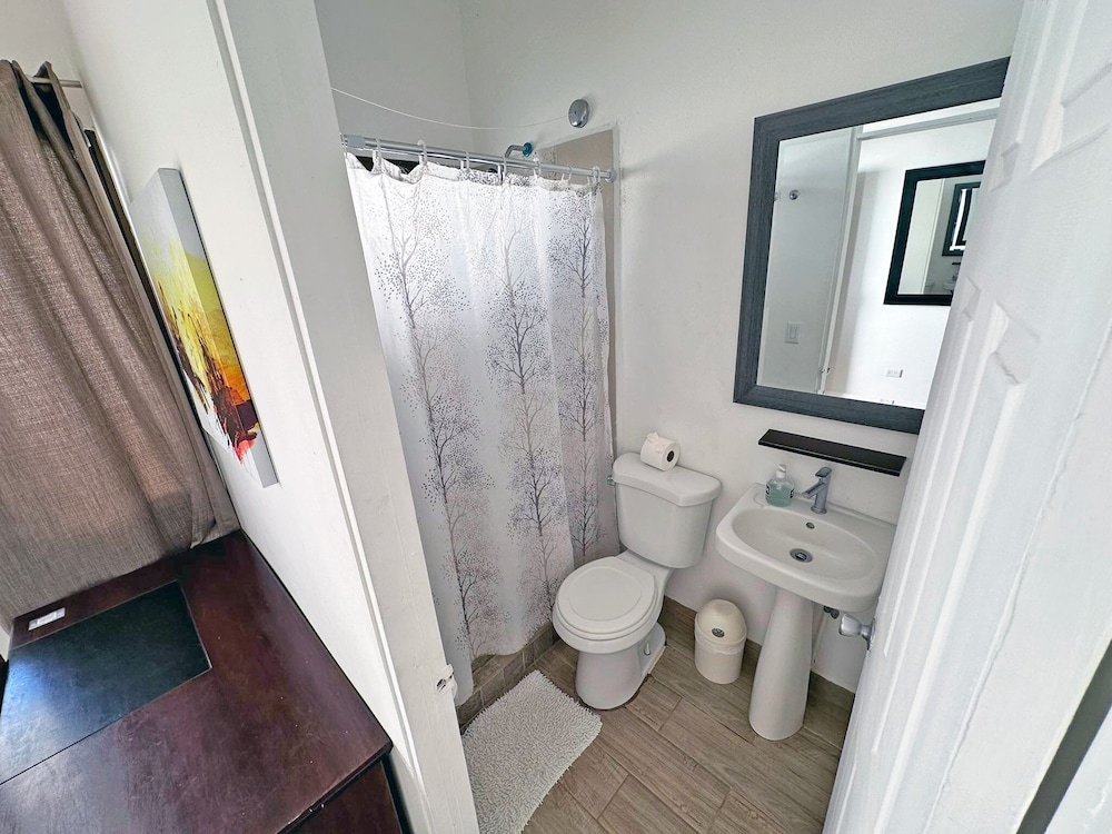 Standard Double Room, 1 Queen Bed photo 2