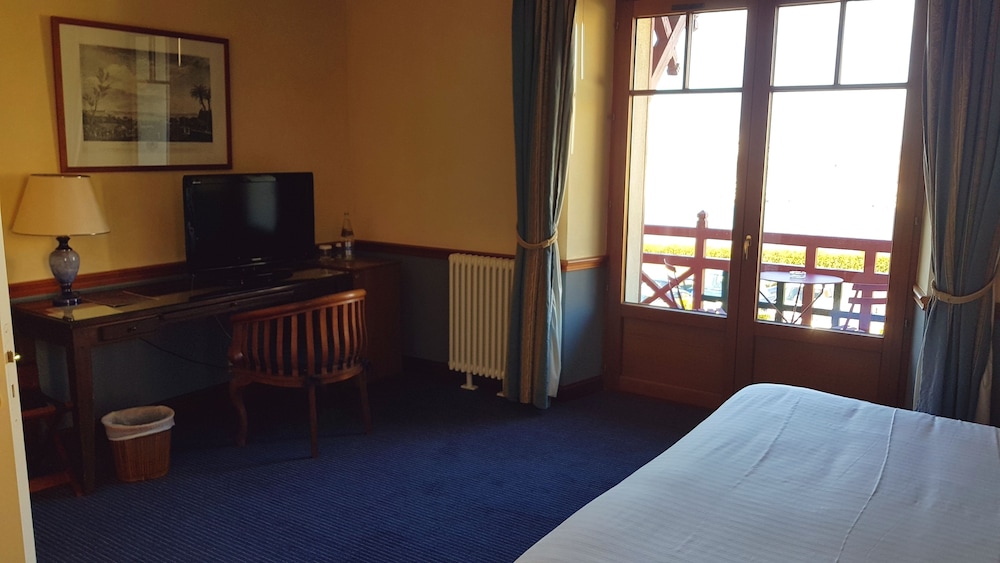 Deluxe Double Room photo 2