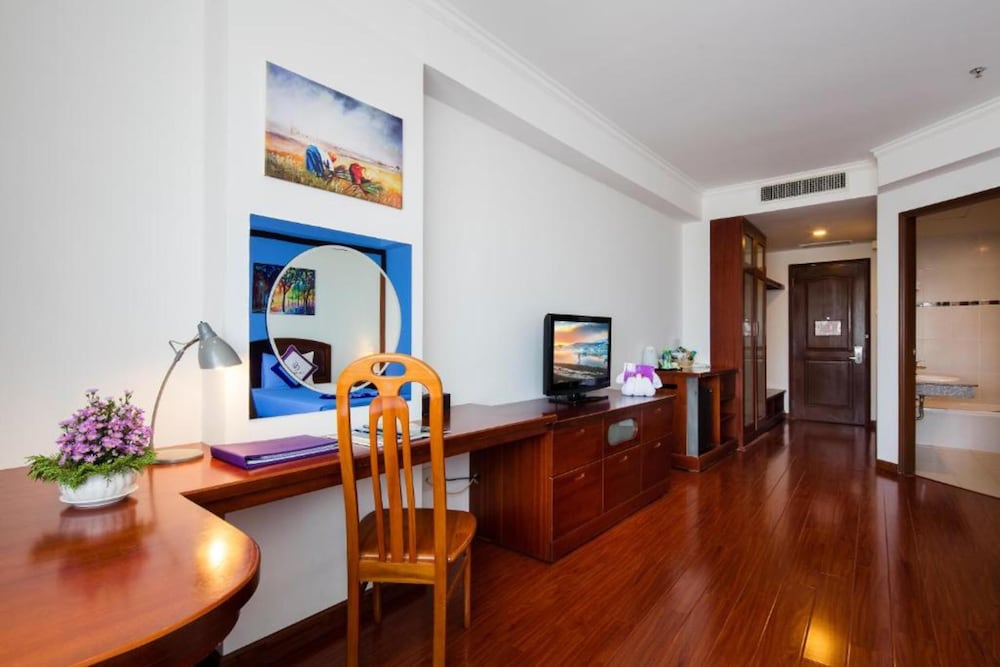 Superior Twin Room, City View - Photo 4