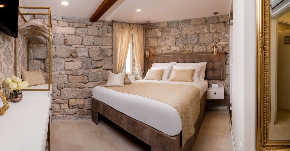 Design Double Room